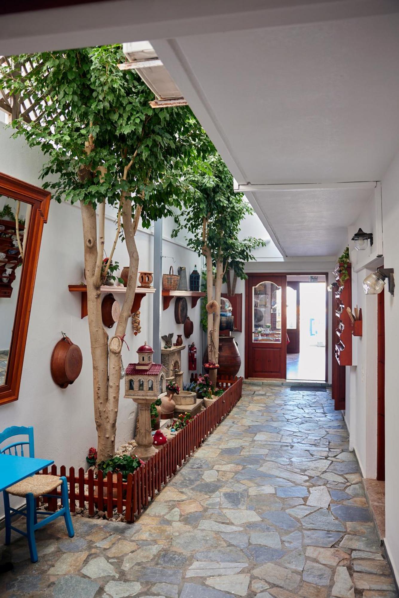 Vlachakis Hotel Сталида Экстерьер фото