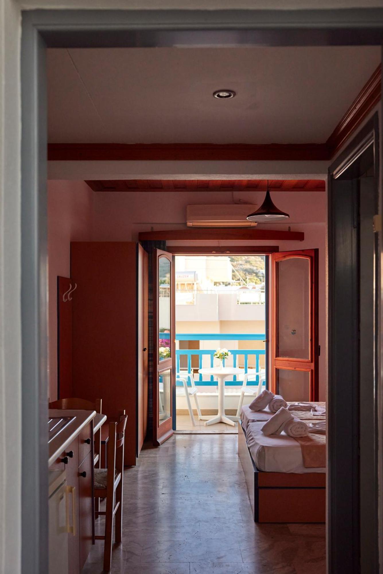Vlachakis Hotel Сталида Экстерьер фото